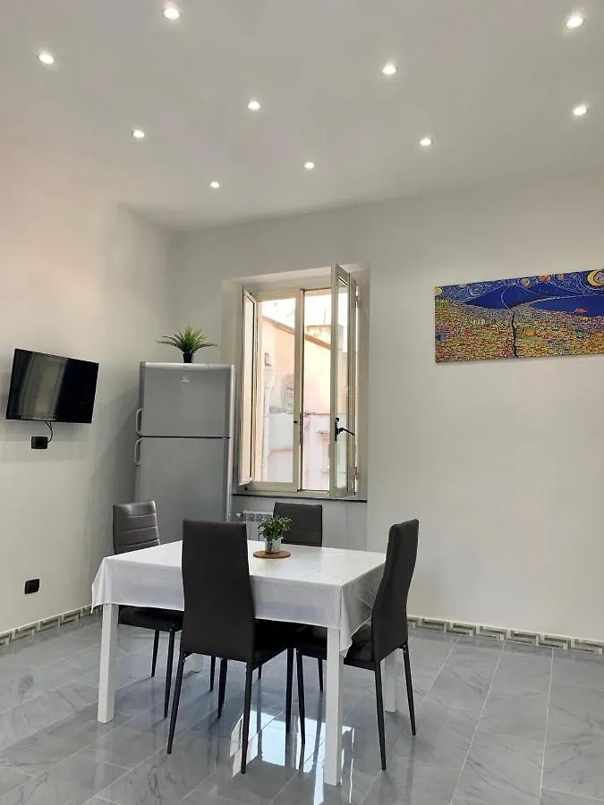 Apartament La Casa Di Adele Neapol 0*,  Włochy